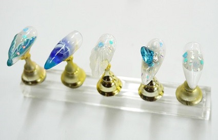 美甲過程中死皮越剪越多，美甲小白晉級指南