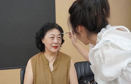 [統(tǒng)麗學(xué)校&溪林社區(qū)]美妝課堂進社區(qū)|統(tǒng)麗點綴你的生活！