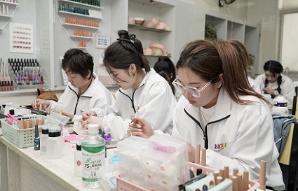 沈陽有哪些美甲培訓學校？學費多少錢