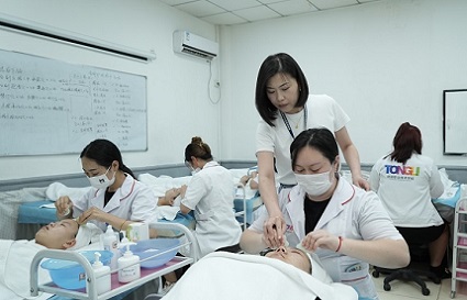 沈陽(yáng)美容美發(fā)短期班學(xué)多久 多少錢(qián)