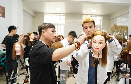 零基礎學美發(fā)多久能出師？多少錢？沈陽美發(fā)培訓學校