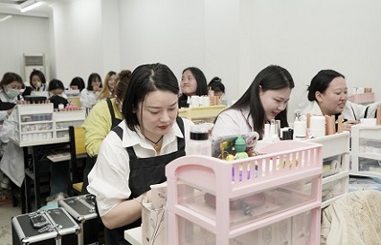 美甲學前班知識小分享 沈陽美甲學校