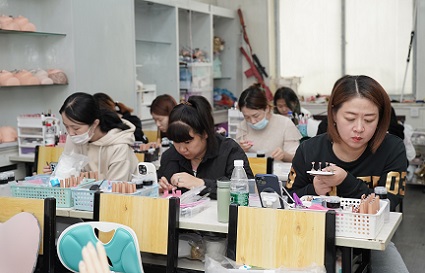 學美甲有哪些你不知道的優(yōu)勢？沈陽美甲學校