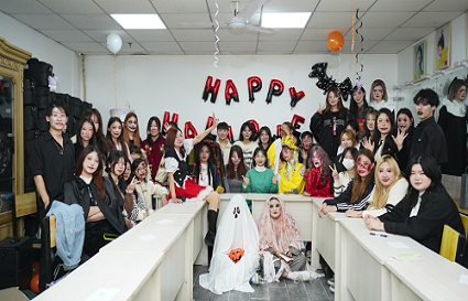統(tǒng)麗學校國際化妝班萬圣節(jié)主題活動，歡樂不斷，驚喜不斷！