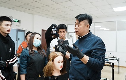 沈陽美發(fā)進修學校 沈陽專業(yè)美發(fā)學校 美發(fā)技校