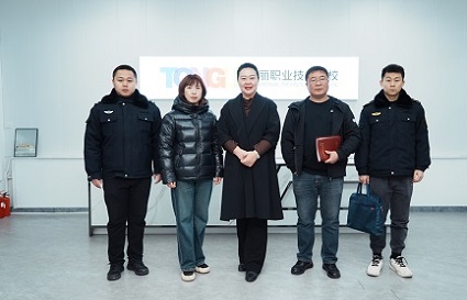 勞動維權(quán)知識講座走進統(tǒng)麗學校！