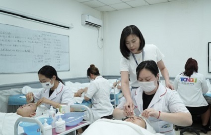 皮膚管理培訓(xùn)正規(guī)學(xué)校 沈陽(yáng)美容短期培訓(xùn)班