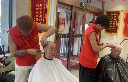 想學剪發(fā)技術去哪里學 