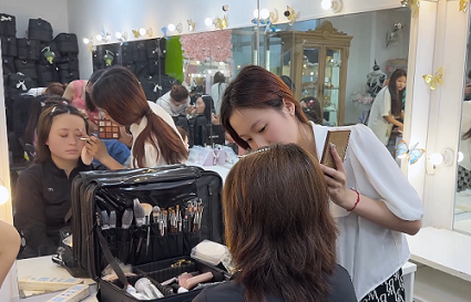 化妝這幾個(gè)“雷”別踩！沈陽(yáng)化妝學(xué)校