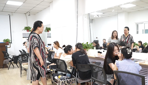 沈陽(yáng)化妝學(xué)校