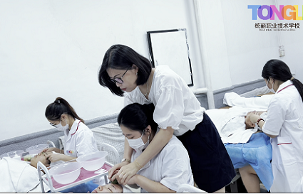 美容學(xué)什么項(xiàng)目更賺錢？沈陽(yáng)美容學(xué)校