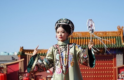 沈陽化妝學(xué)校 娘娘妝造解析