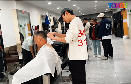 學(xué)美發(fā)有幾個階段你知道嗎？過來人告訴你