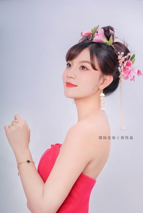 沈陽攝影學(xué)校