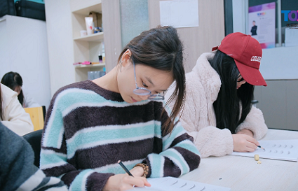 各類妝容分享！干貨教程！沈陽(yáng)化妝學(xué)校