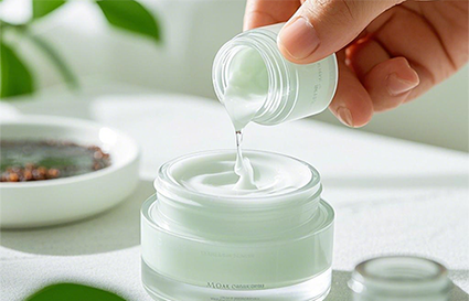 夏天面霜的挑選技巧，你了解多少_沈陽(yáng)化妝學(xué)校