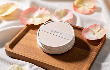 怎樣判斷自己是否需要定妝_沈陽化妝學(xué)校