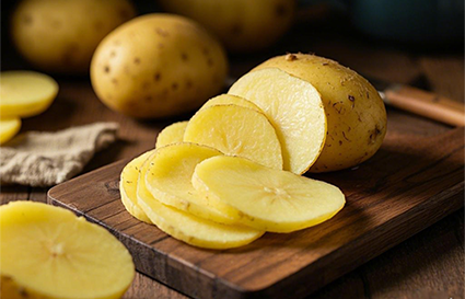 土豆敷臉的護膚技巧_沈陽美容學(xué)校