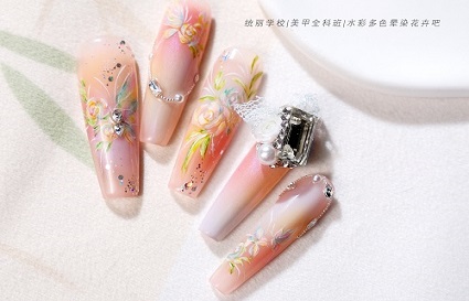 沈陽美甲學校 做的美甲容易斷裂？該怎么避免