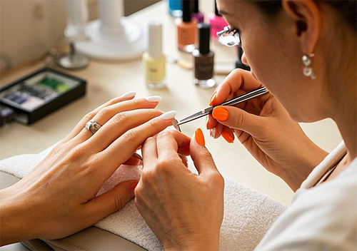 沈陽(yáng)美甲學(xué)校