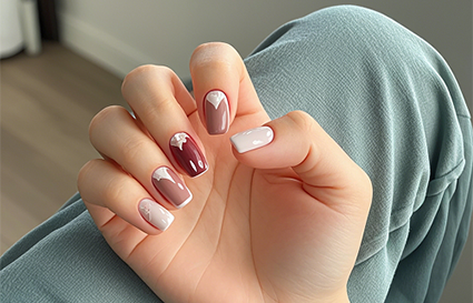 美甲容易斷裂？該怎么避免！