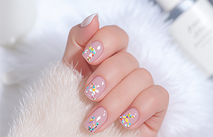 美甲長出來一截怎么辦，快來和沈陽美甲培訓(xùn)學(xué)校學(xué)一學(xué)