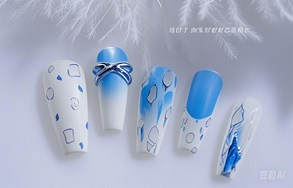 沈陽美甲學(xué)校：多久做一次美甲