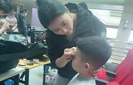 遼合中俄交流演出·統(tǒng)麗學(xué)校化妝實(shí)習(xí)