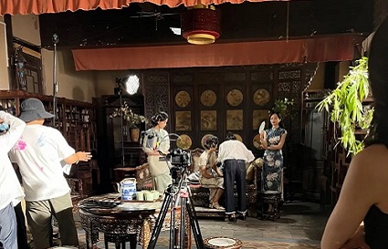 匠心筑夢 彩繪未來 ——統(tǒng)麗學(xué)校王朵同學(xué)化妝逐夢之旅