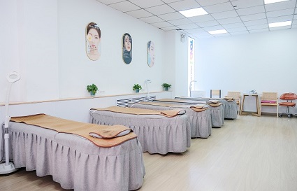 沈陽統(tǒng)麗化妝學校環(huán)境怎么樣？答案十分不錯