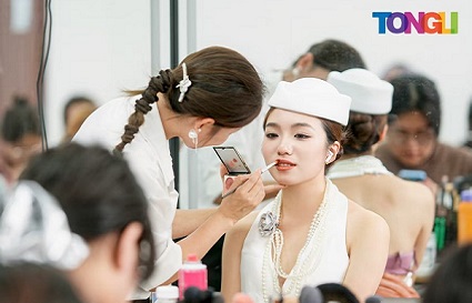 沈陽統麗化妝學校告訴你學習化妝的正確打開方式